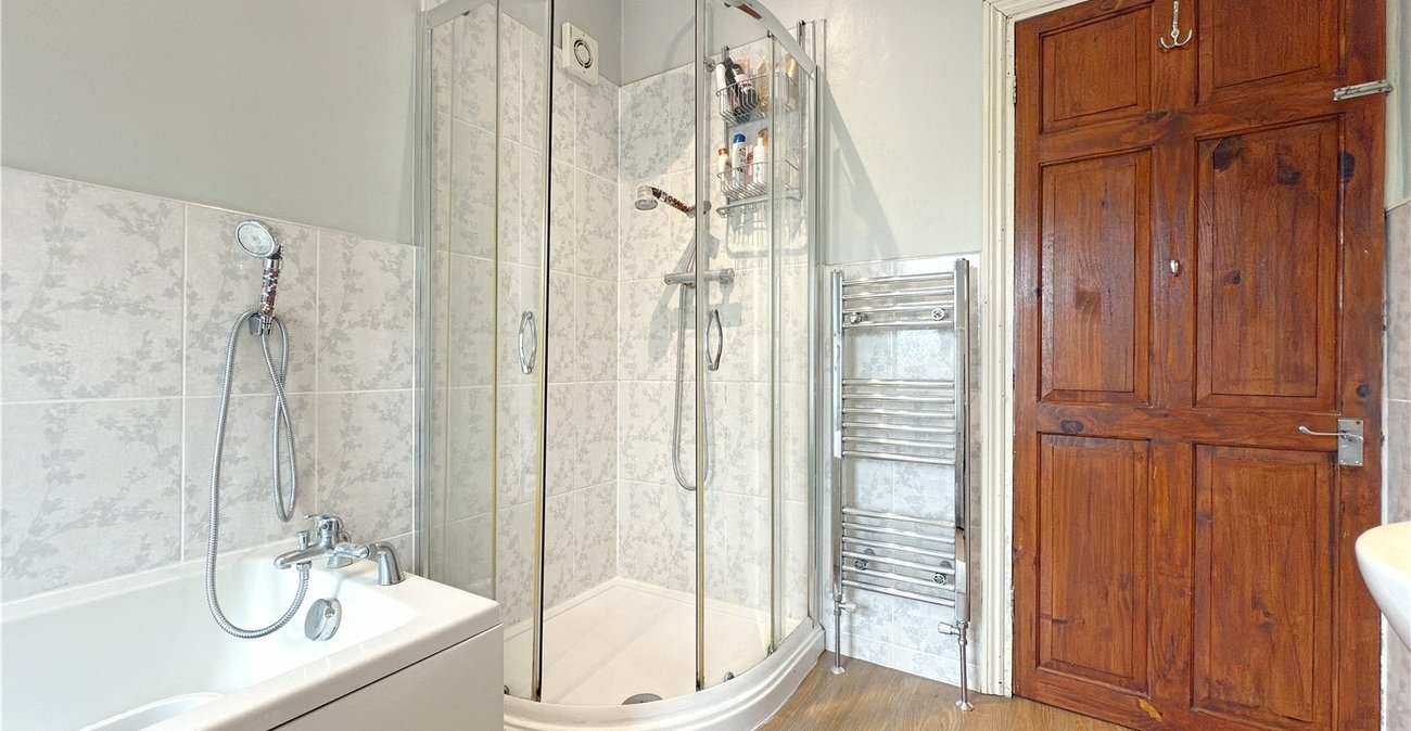 2 bedroom house for sale in Swanley | Robinson Jackson