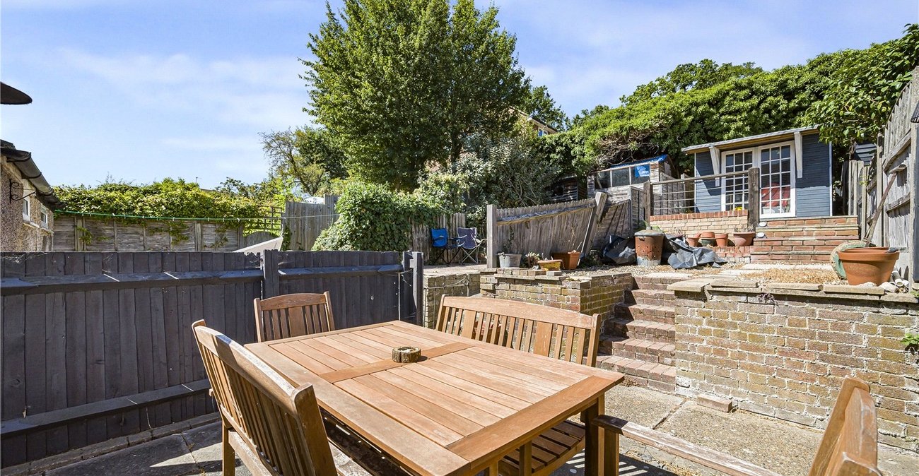 2 bedroom house for sale in Swanley | Robinson Jackson