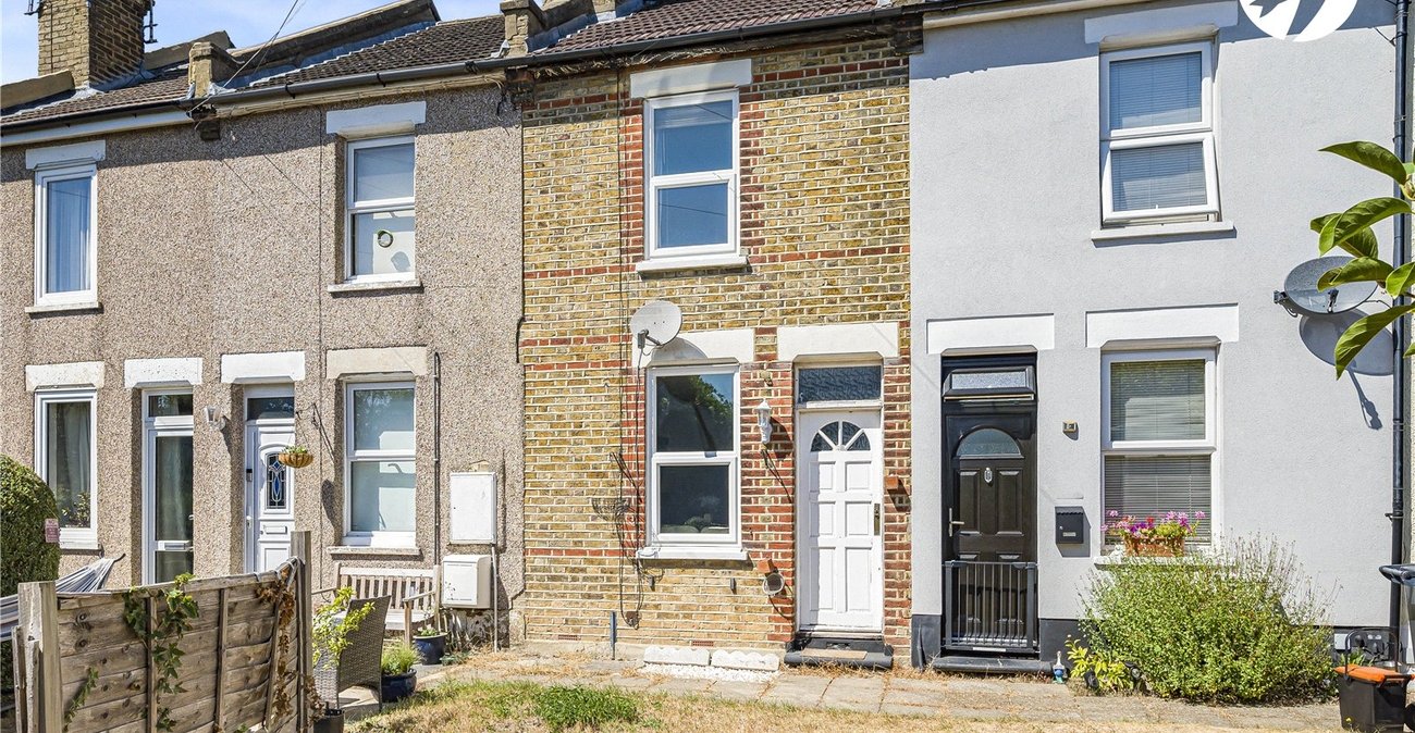 2 bedroom house for sale in Swanley | Robinson Jackson
