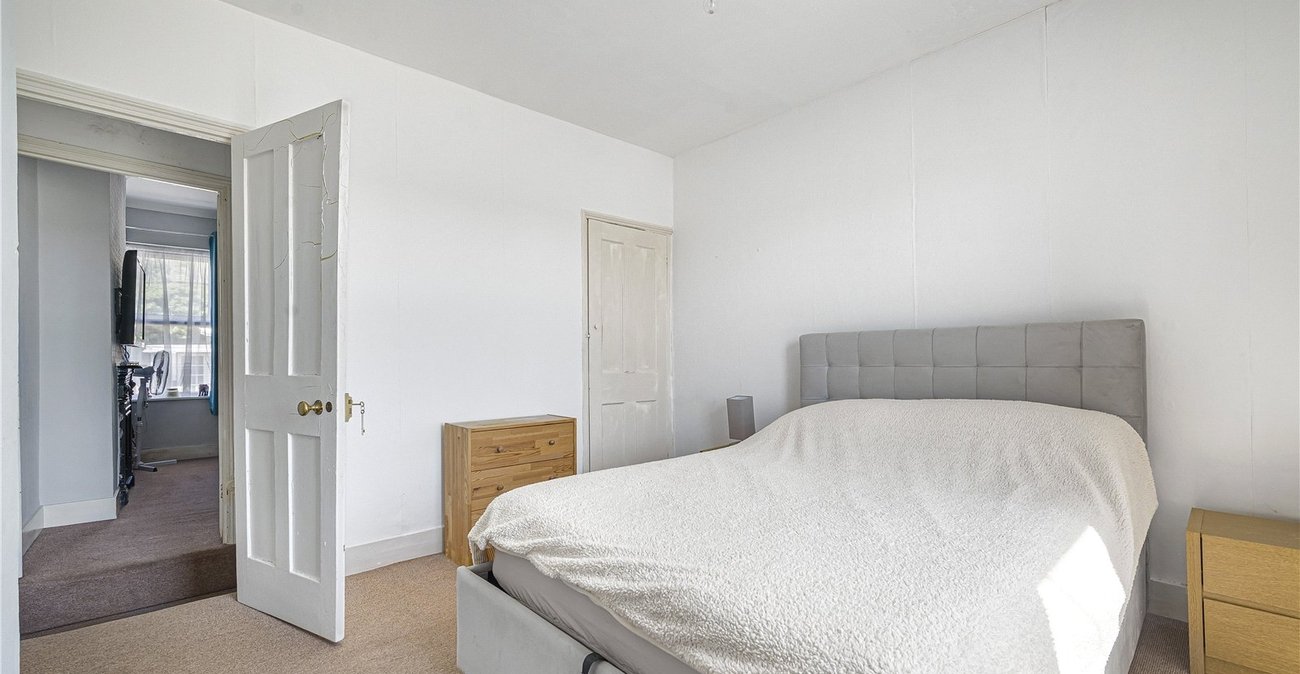 2 bedroom house for sale in Swanley | Robinson Jackson