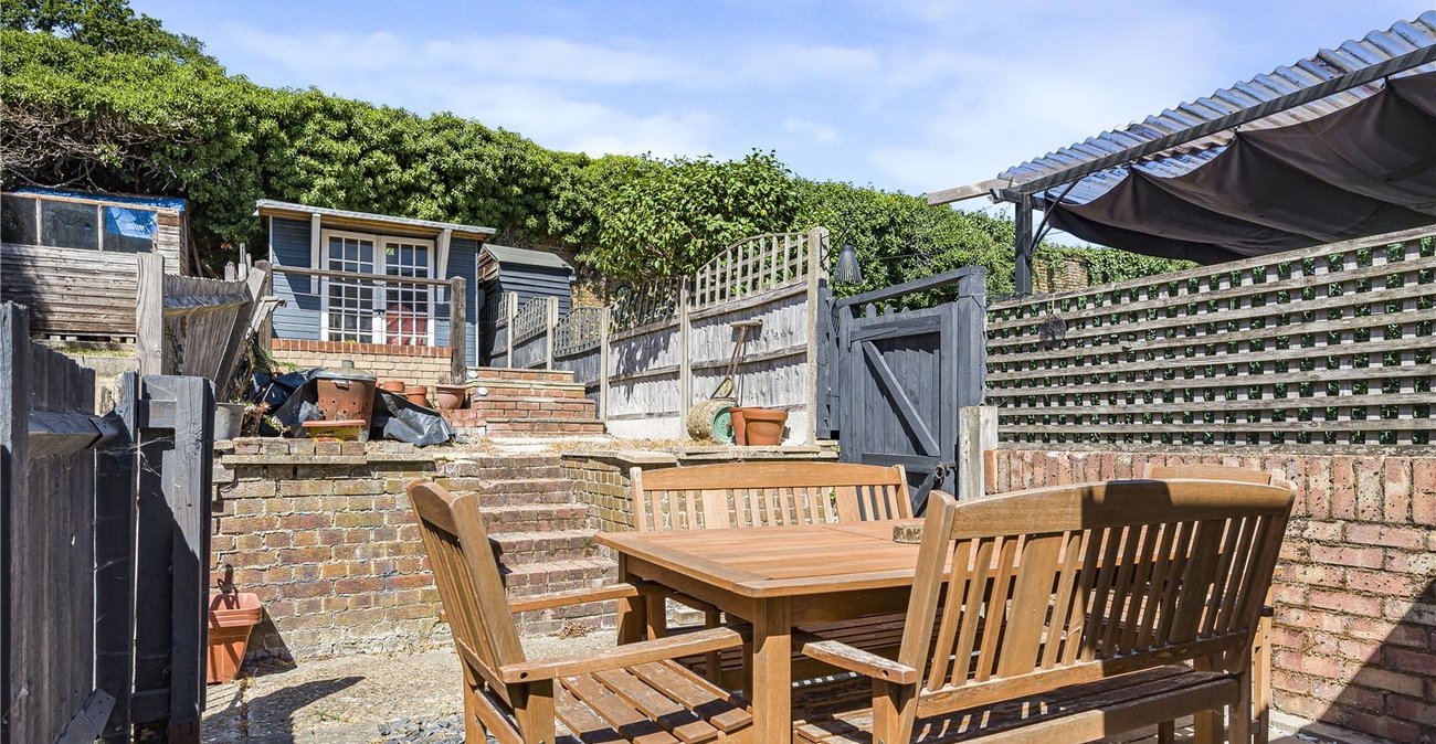 2 bedroom house for sale in Swanley | Robinson Jackson
