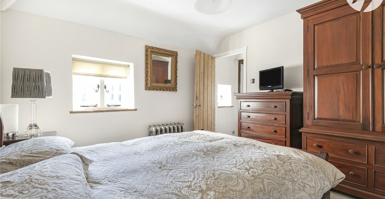 2 bedroom house for sale in Swanley Village | Robinson Jackson