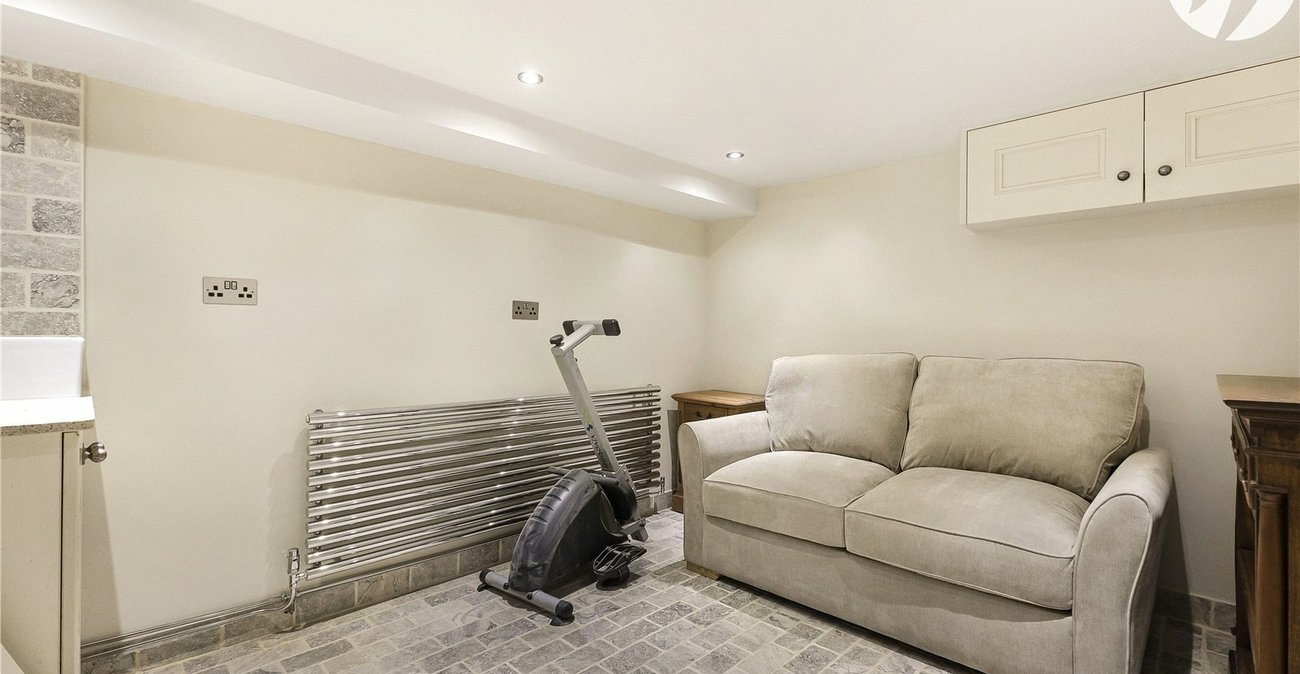 2 bedroom house for sale in Swanley Village | Robinson Jackson