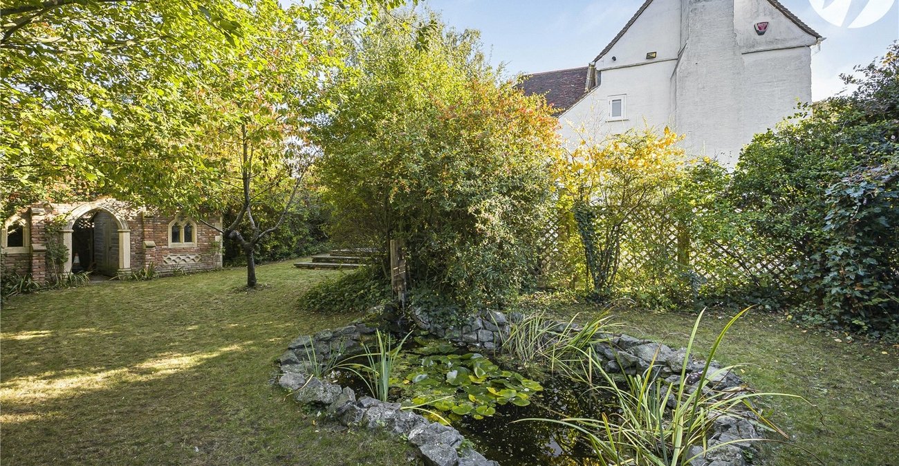 2 bedroom house for sale in Swanley Village | Robinson Jackson