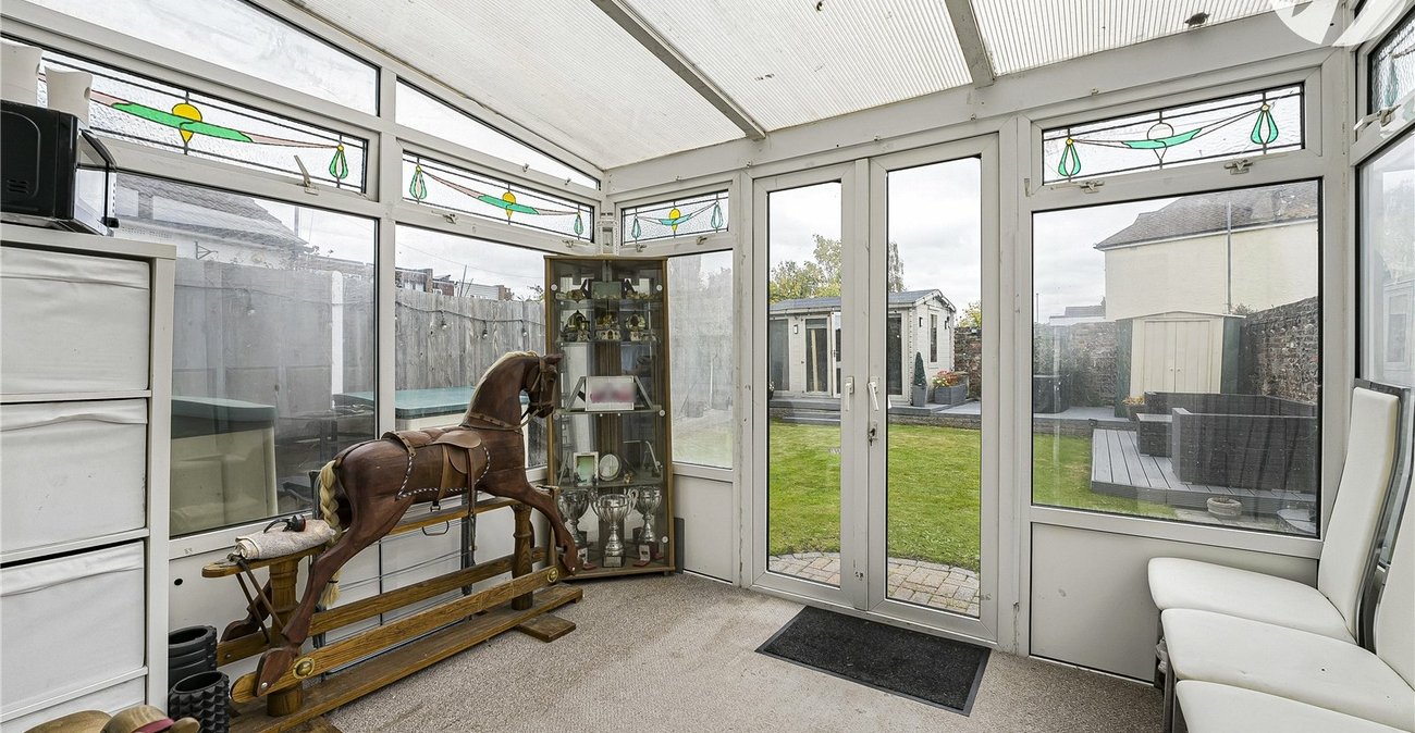 3 bedroom house for sale in Swanscombe | Robinson Jackson