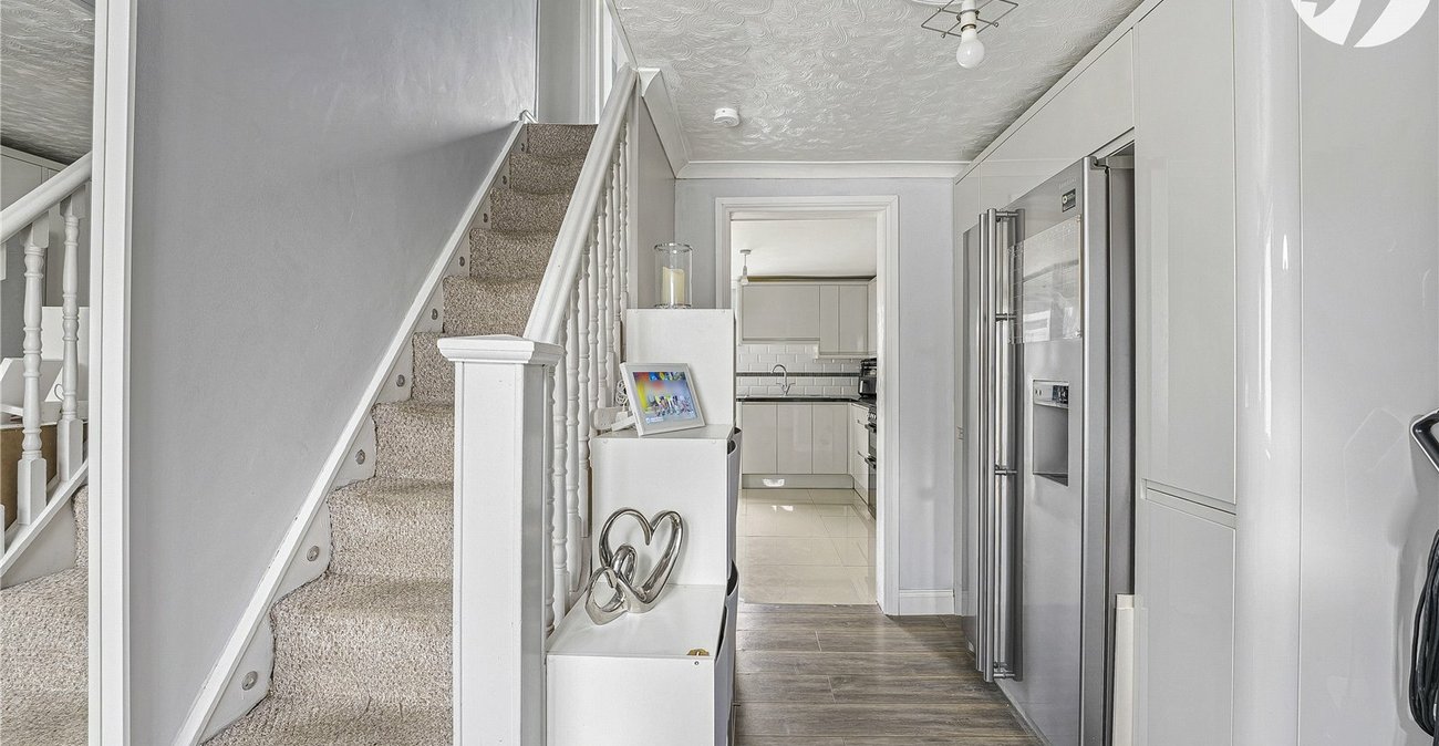 3 bedroom house for sale in Swanscombe | Robinson Jackson