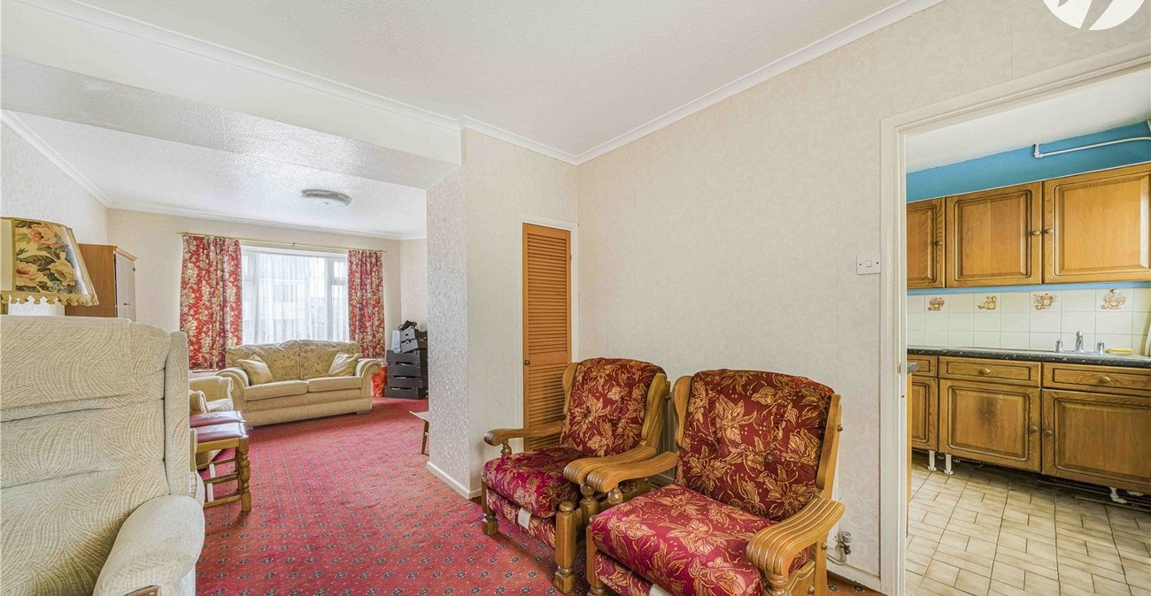 3 bedroom house for sale in Swanscombe | Robinson Jackson