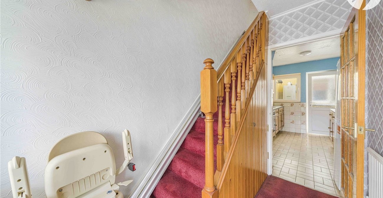 3 bedroom house for sale in Swanscombe | Robinson Jackson