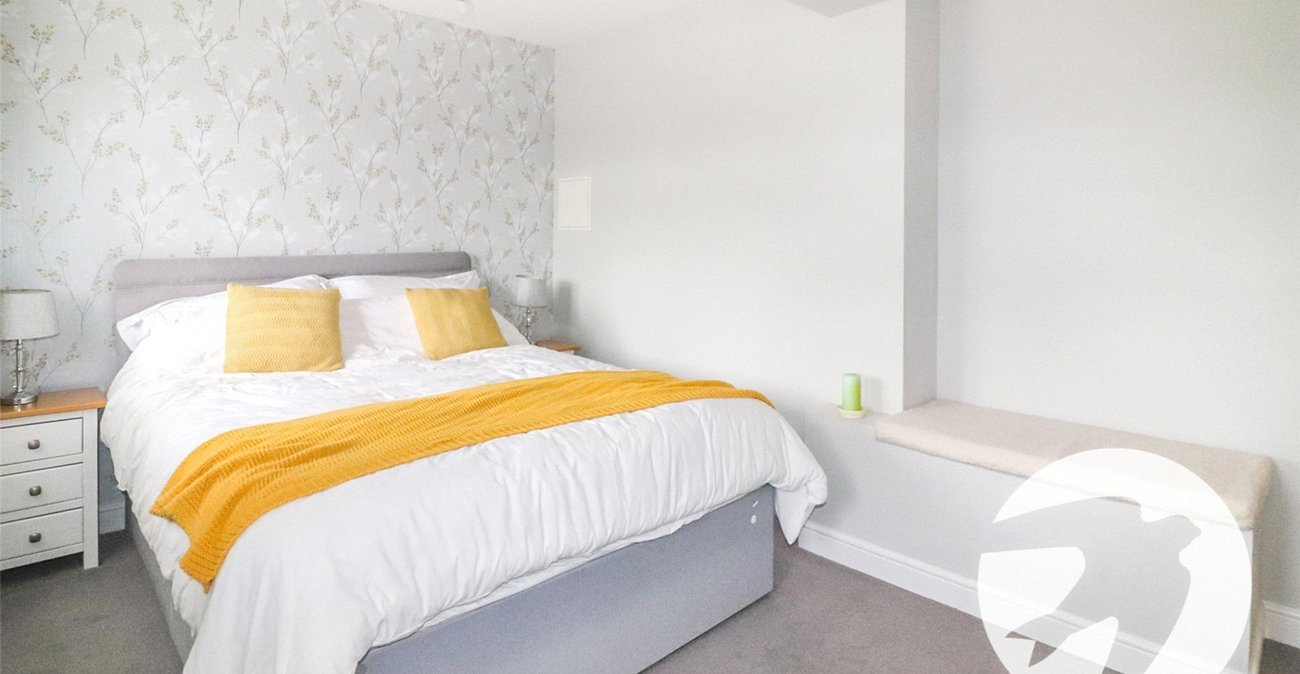 4 bedroom house for sale in Erith (Bexleyheath Borders) | Robinson Jackson