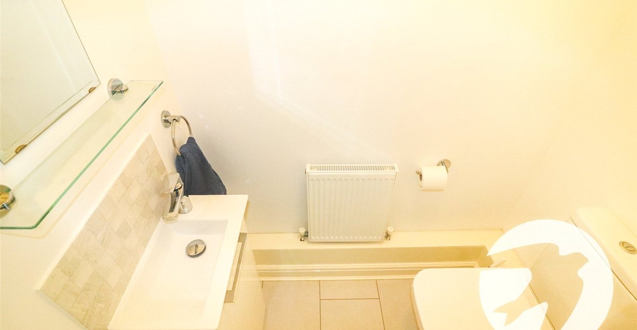 4 bedroom house for sale in Erith (Bexleyheath Borders) | Robinson Jackson