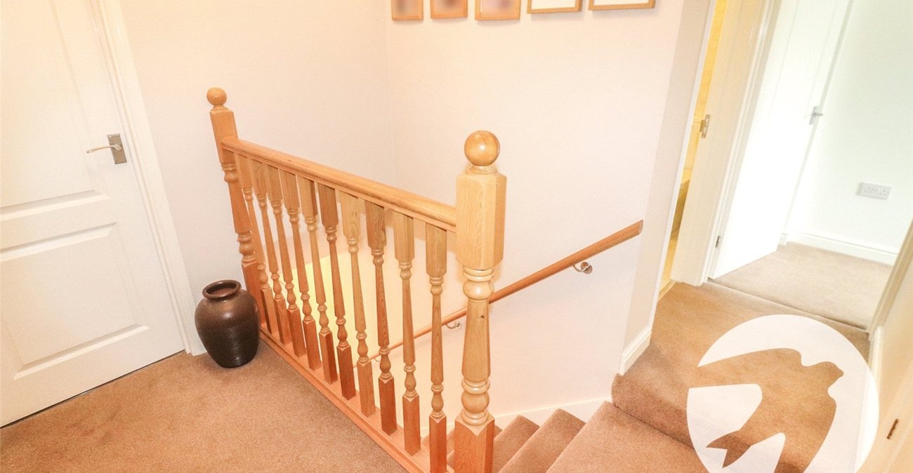 4 bedroom house for sale in Erith (Bexleyheath Borders) | Robinson Jackson
