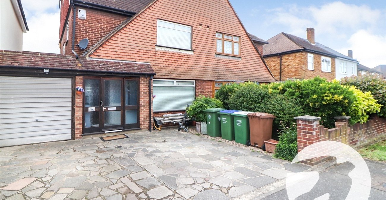 4 bedroom house for sale in Erith (Bexleyheath Borders) | Robinson Jackson