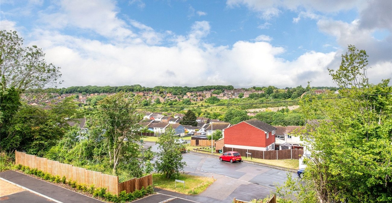 4 bedroom property for sale in Lordswood | Robinson Michael & Jackson