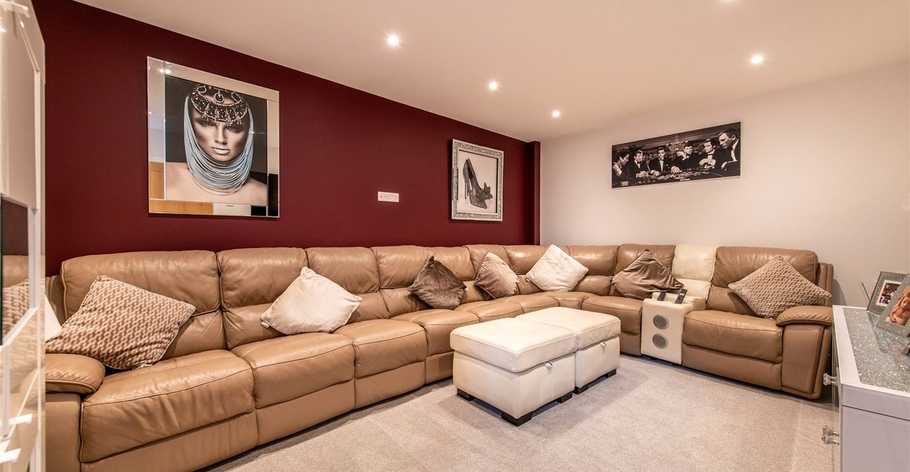 4 bedroom property for sale in Lordswood | Robinson Michael & Jackson