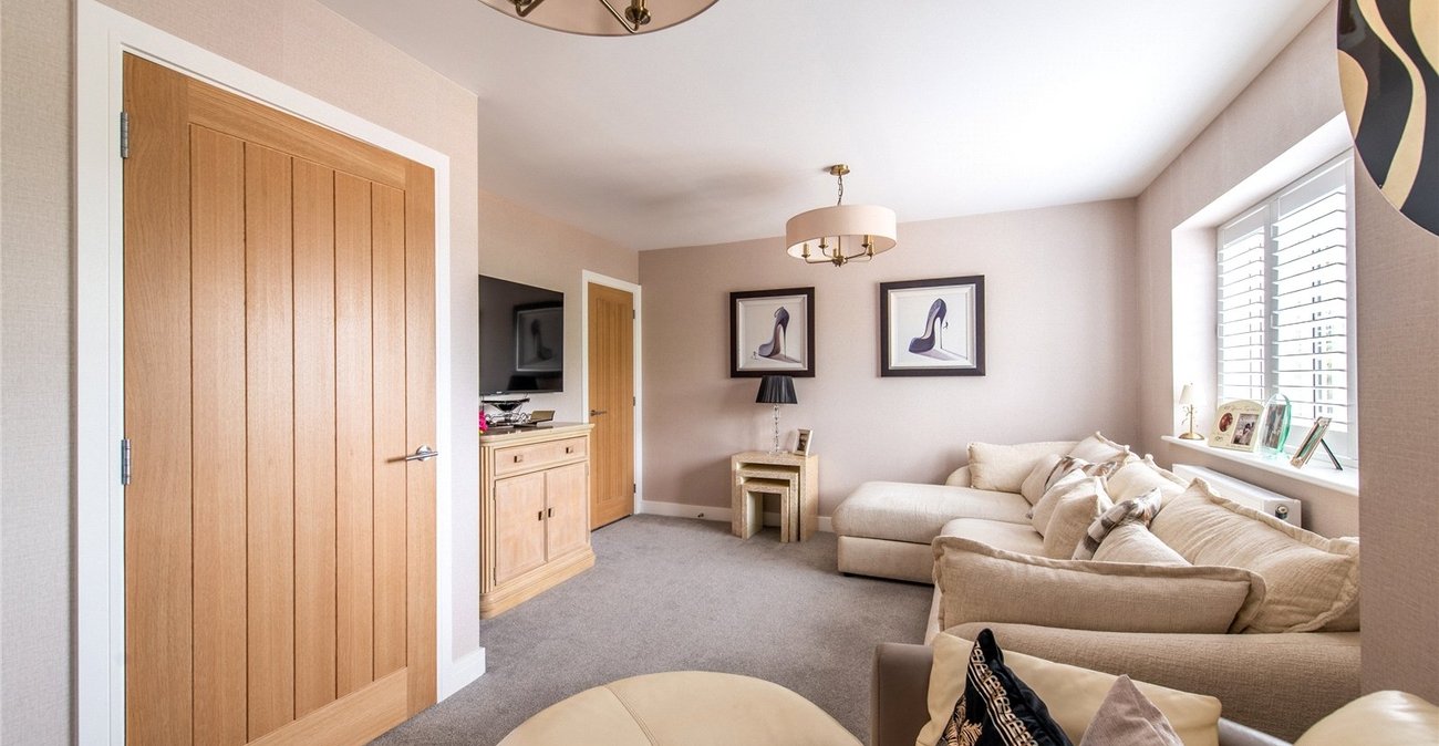 4 bedroom property for sale in Lordswood | Robinson Michael & Jackson