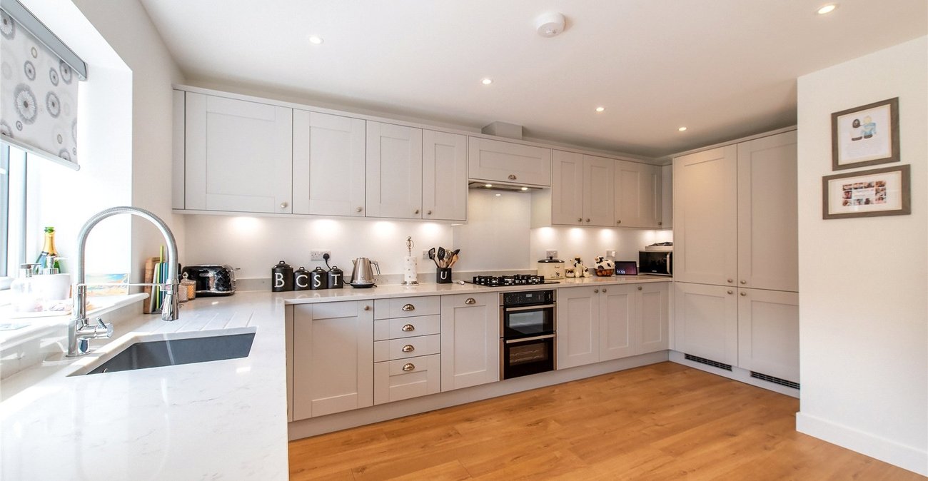 4 bedroom property for sale in Lordswood | Robinson Michael & Jackson