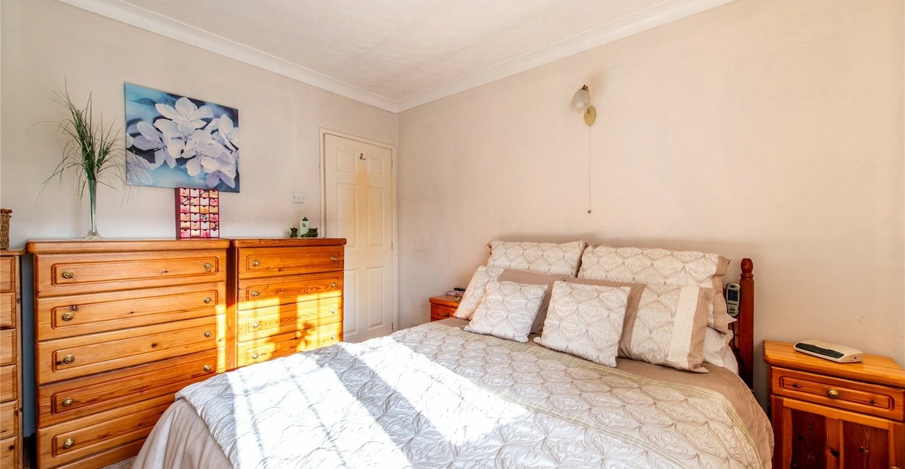 3 bedroom house for sale in Cliffe | Robinson Michael & Jackson