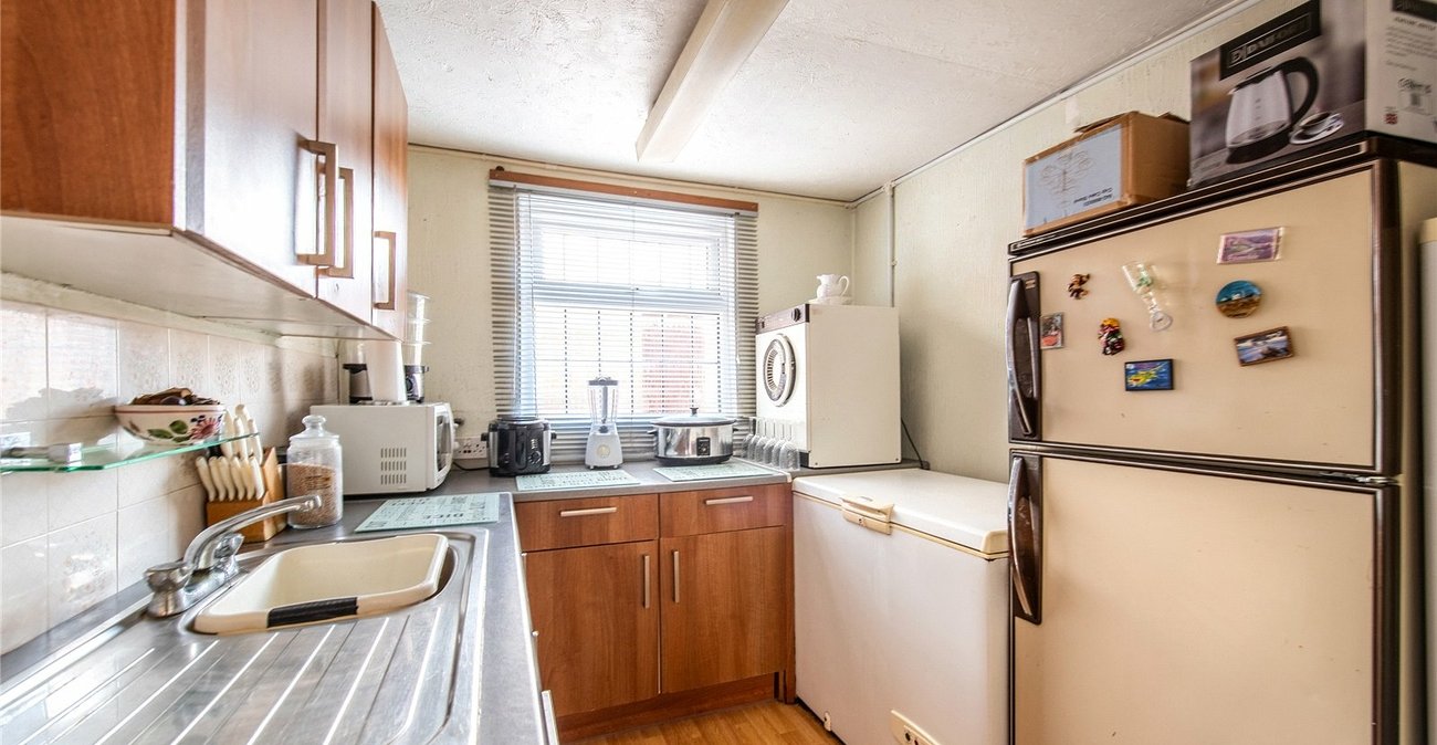 3 bedroom house for sale in Cliffe | Robinson Michael & Jackson