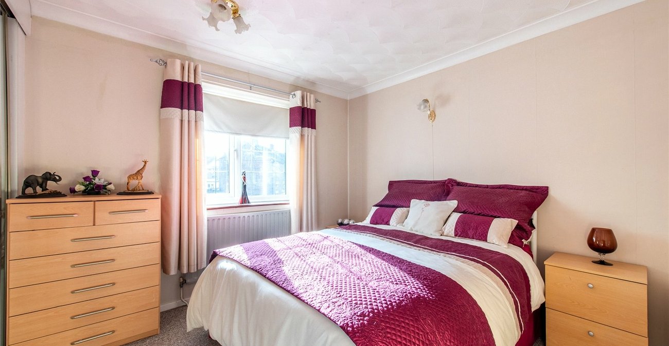 3 bedroom house for sale in Cliffe | Robinson Michael & Jackson