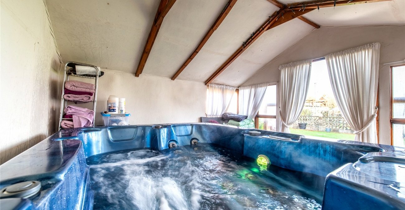 3 bedroom house for sale in Cliffe | Robinson Michael & Jackson