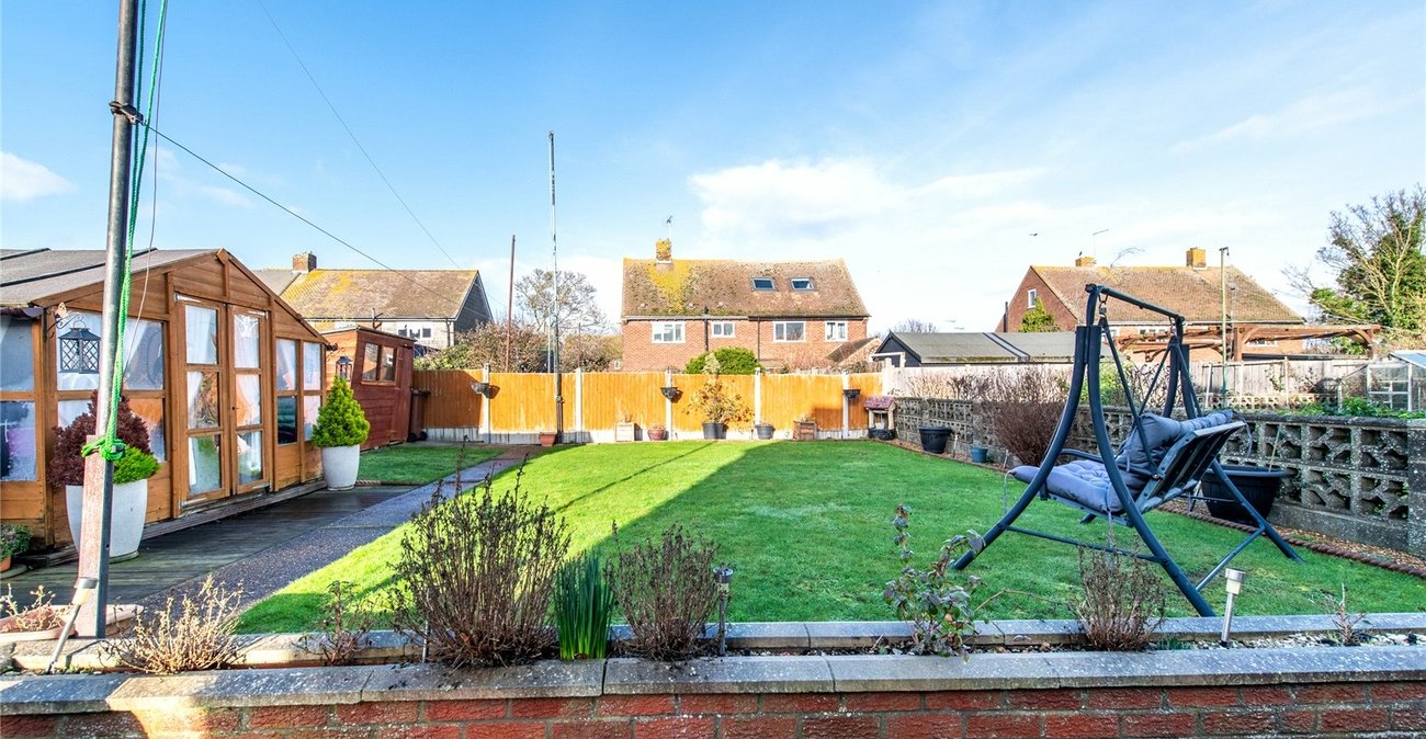 3 bedroom house for sale in Cliffe | Robinson Michael & Jackson