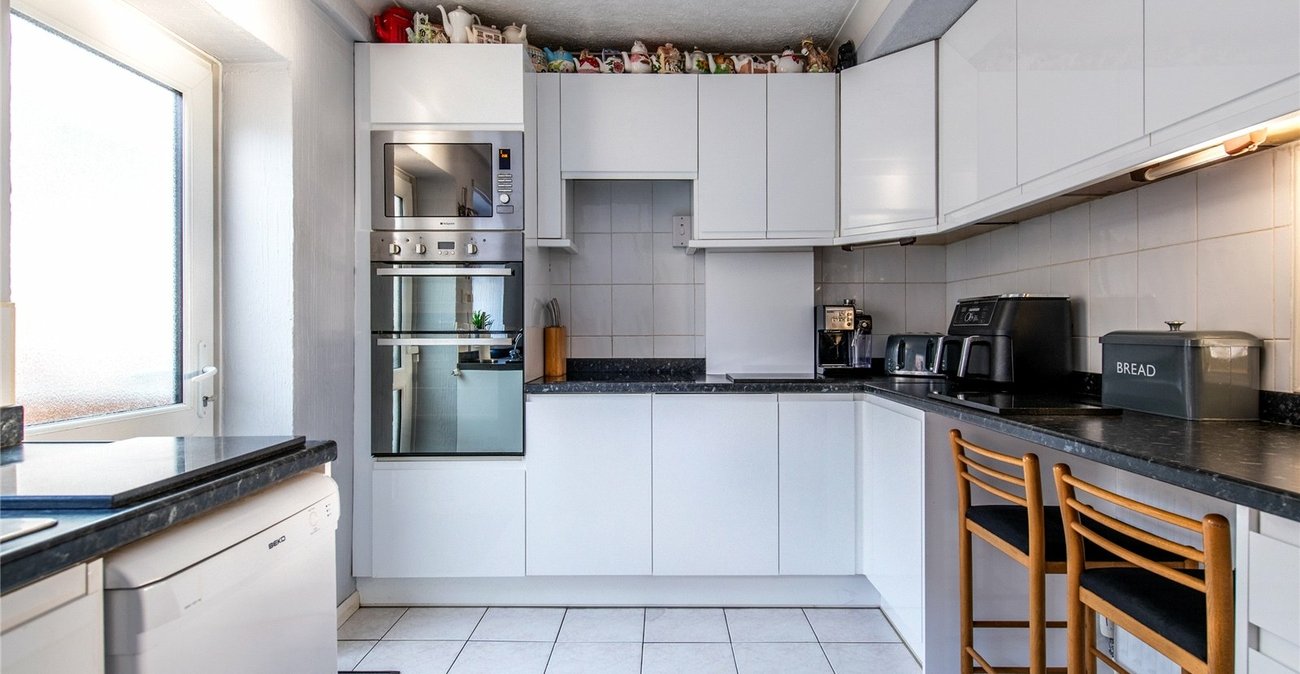 3 bedroom house for sale in Cliffe | Robinson Michael & Jackson