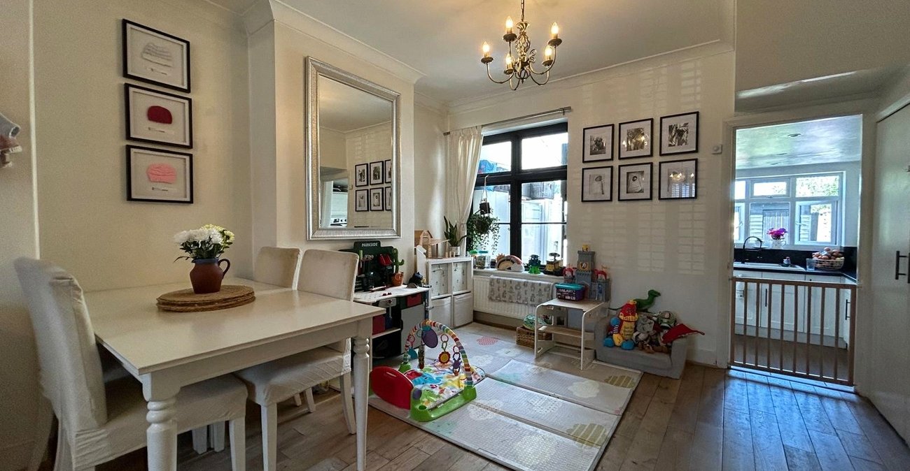 3 bedroom house for sale in Plumstead | Robinson Jackson