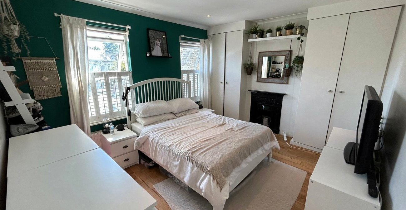 3 bedroom house for sale in Plumstead | Robinson Jackson