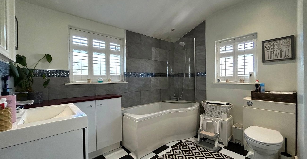 3 bedroom house for sale in Plumstead | Robinson Jackson