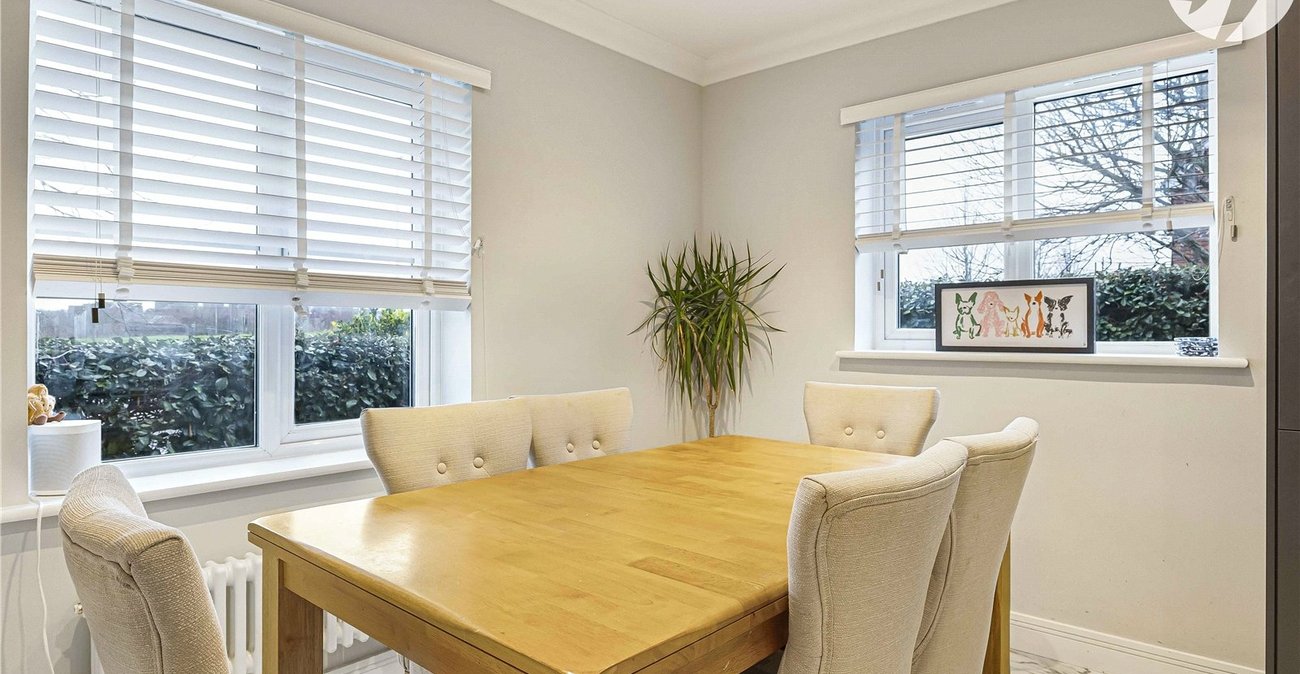 3 bedroom house for sale in Wainscott | Robinson Michael & Jackson