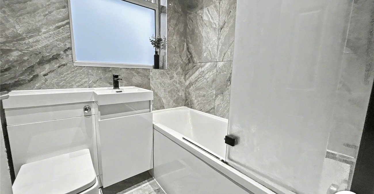 4 bedroom house for sale in Sidcup | Robinson Jackson