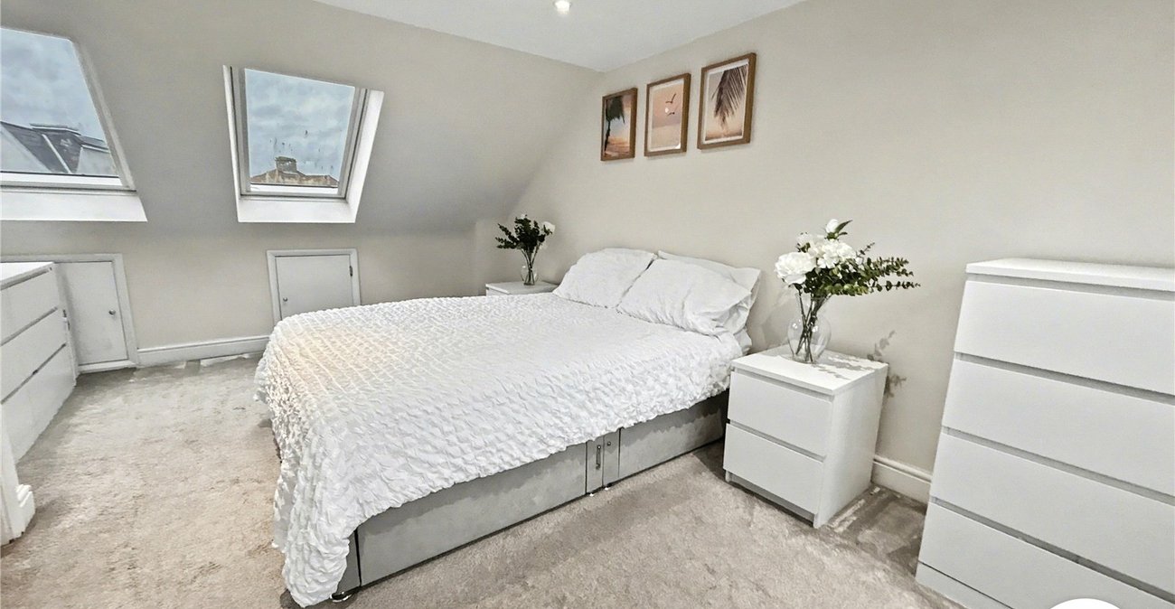 4 bedroom house for sale in Sidcup | Robinson Jackson