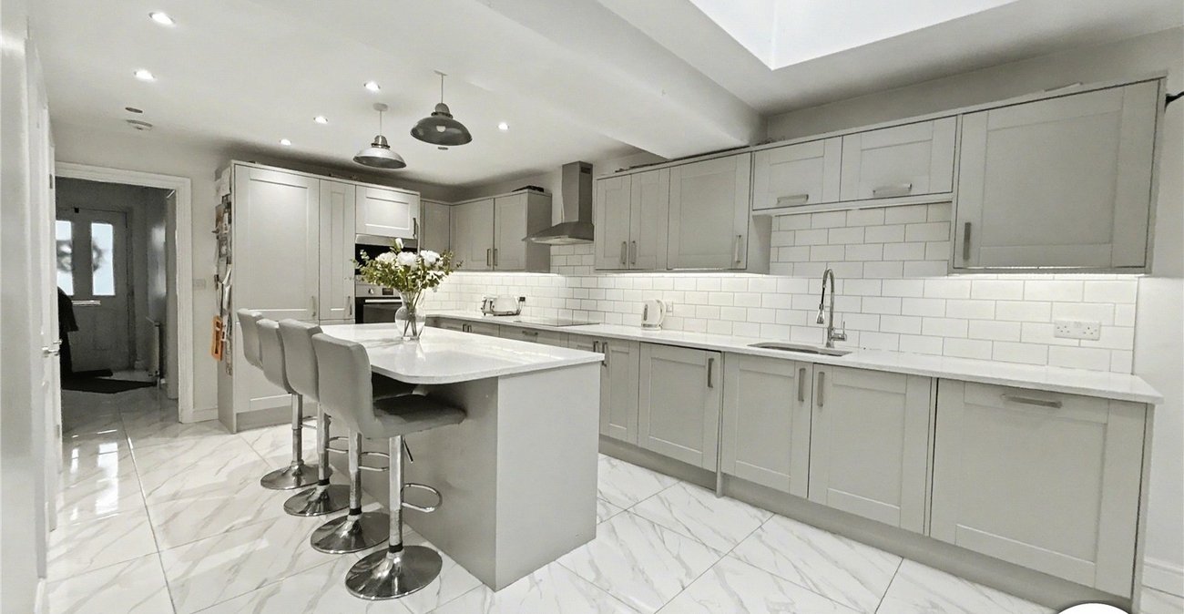 4 bedroom house for sale in Sidcup | Robinson Jackson