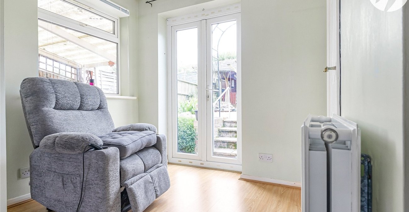 3 bedroom house for sale in Rochester | Robinson Michael & Jackson