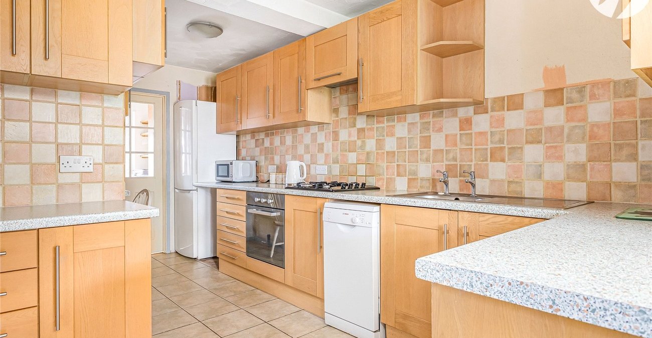 3 bedroom house for sale in Rochester | Robinson Michael & Jackson