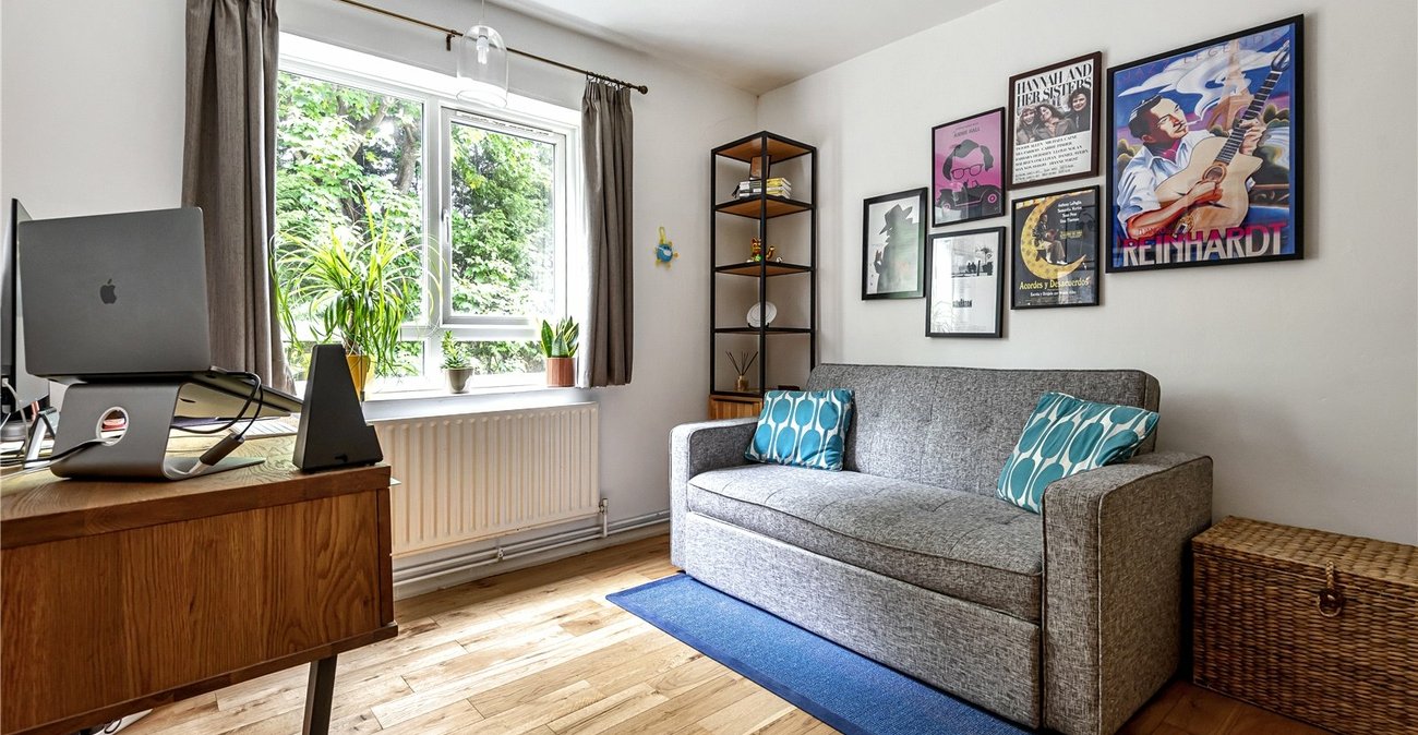 2 bedroom property for sale in Sydenham | Robinson Jackson