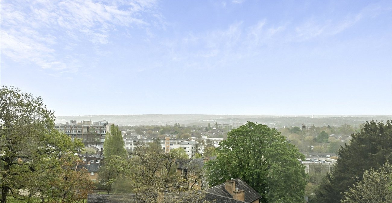 4 bedroom property for sale in Sydenham | Robinson Jackson