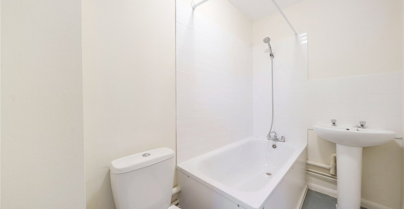 1 bedroom property for sale in London | Robinson Jackson