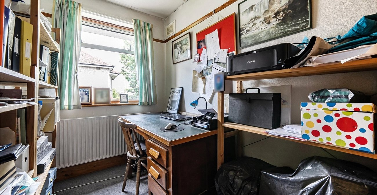 4 bedroom house for sale in London | Robinson Jackson