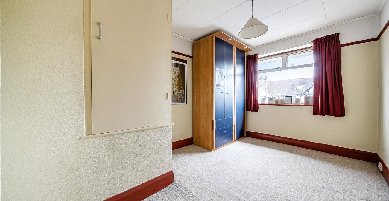 4 bedroom house for sale in London | Robinson Jackson