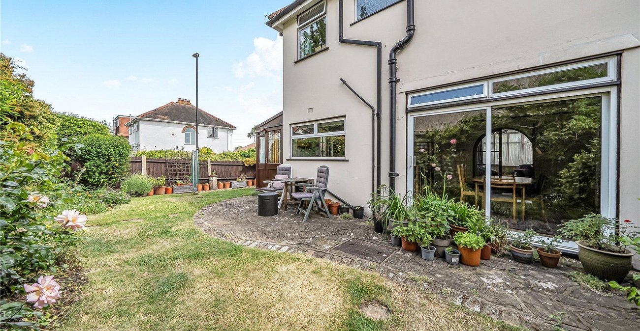 4 bedroom house for sale in London | Robinson Jackson
