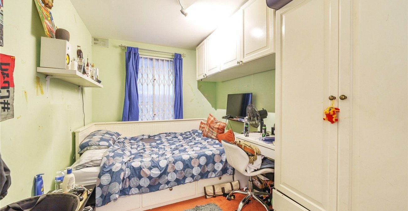 2 bedroom property for sale in  | Robinson Jackson