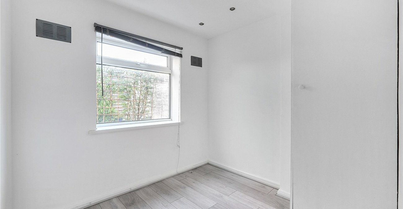 2 bedroom property for sale in Sydenham | Robinson Jackson