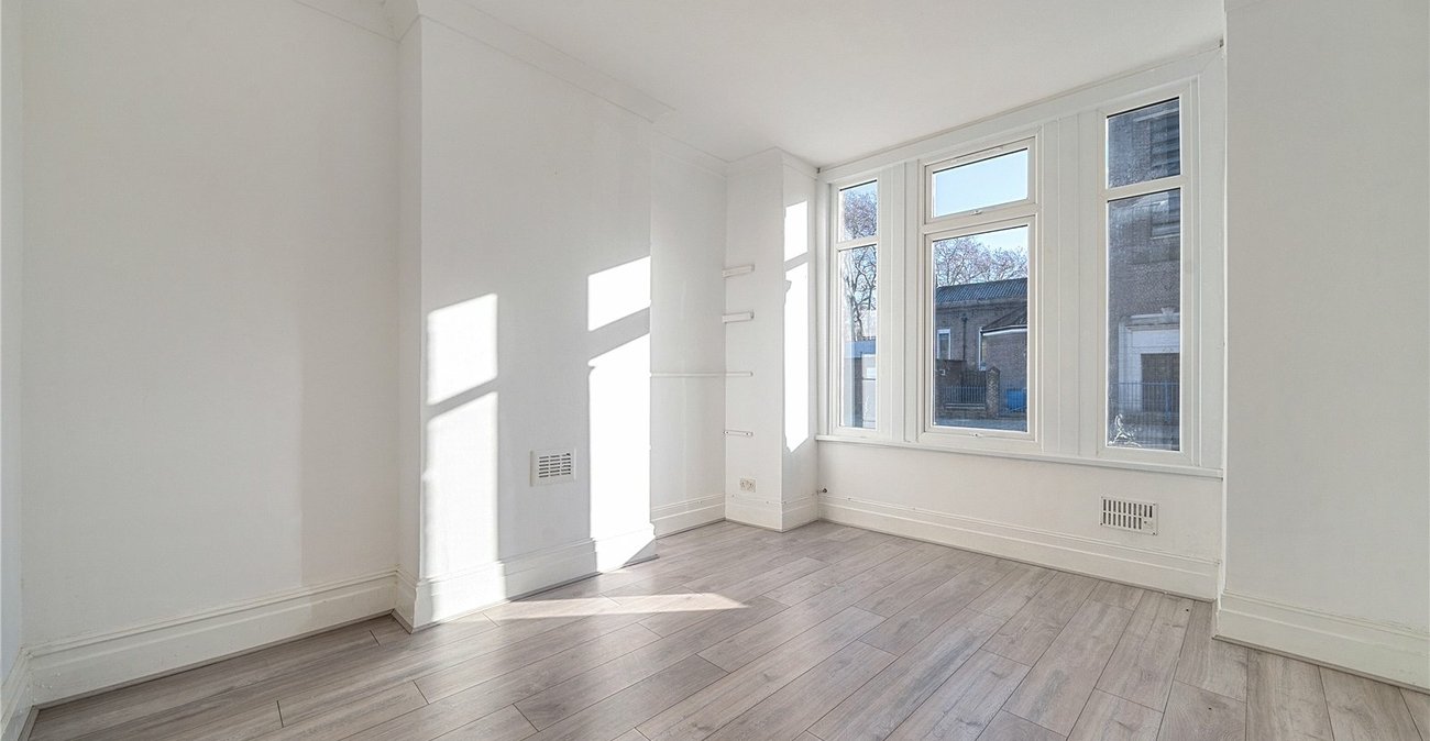 2 bedroom property for sale in Sydenham | Robinson Jackson