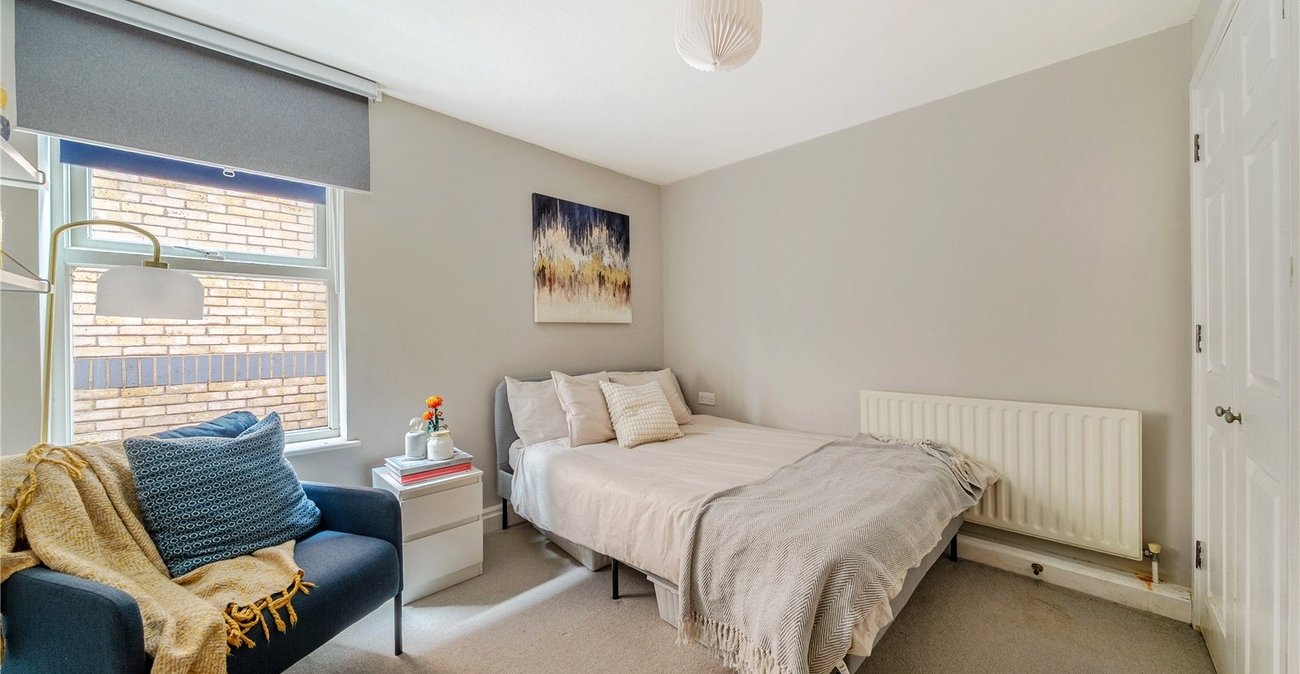 1 bedroom property for sale in Sydenham | Robinson Jackson