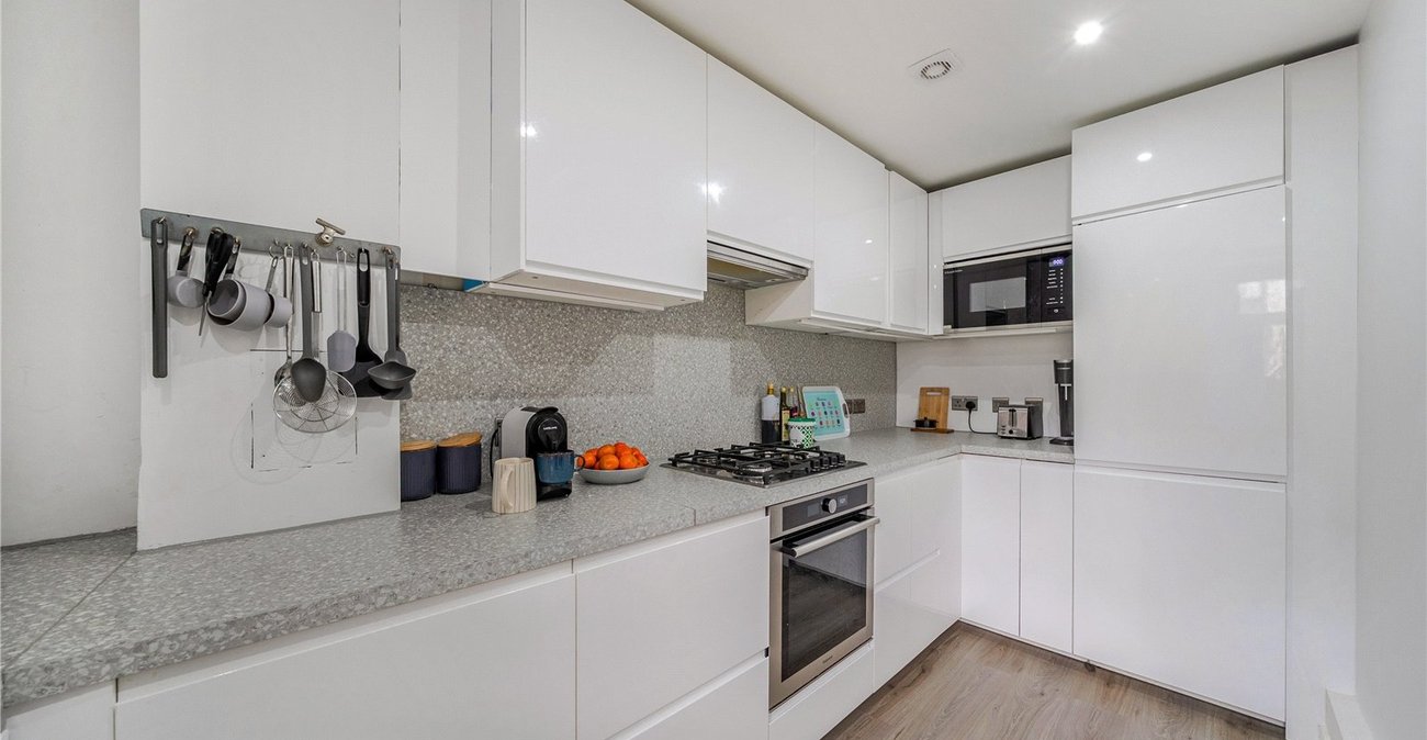 1 bedroom property for sale in Sydenham | Robinson Jackson
