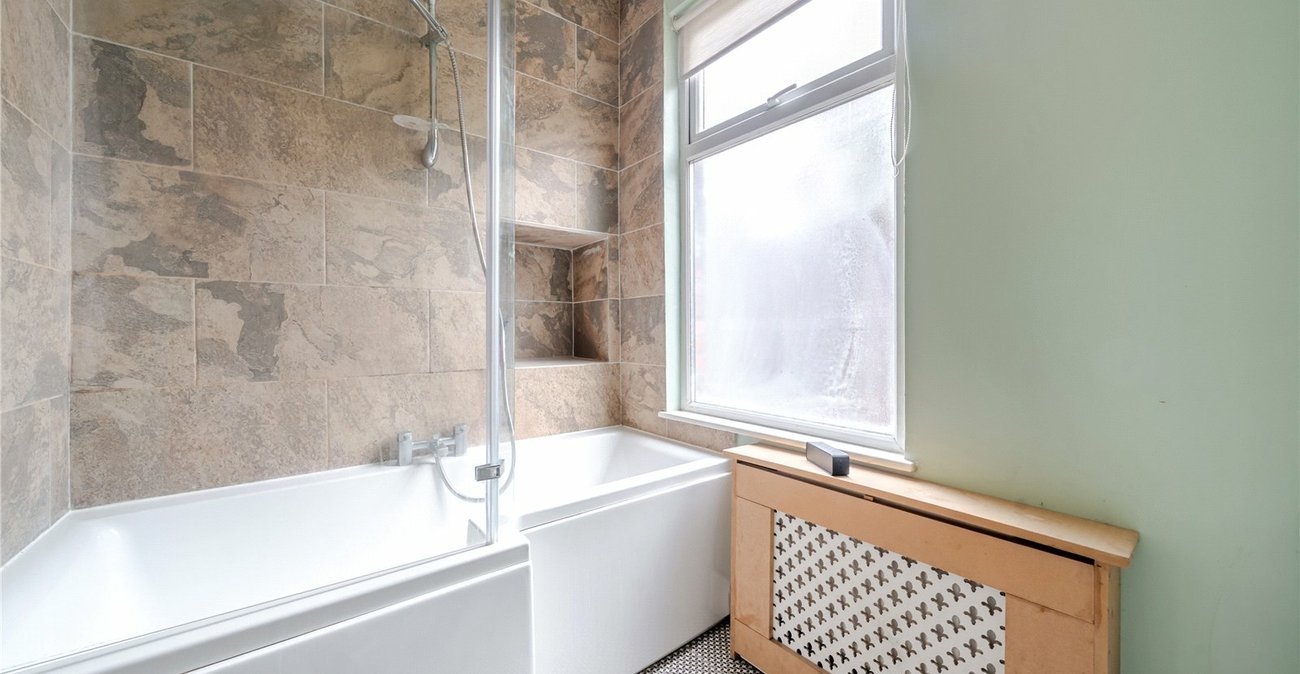 1 bedroom property for sale in Sydenham | Robinson Jackson