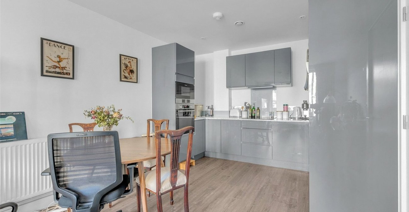 1 bedroom property for sale in London | Robinson Jackson