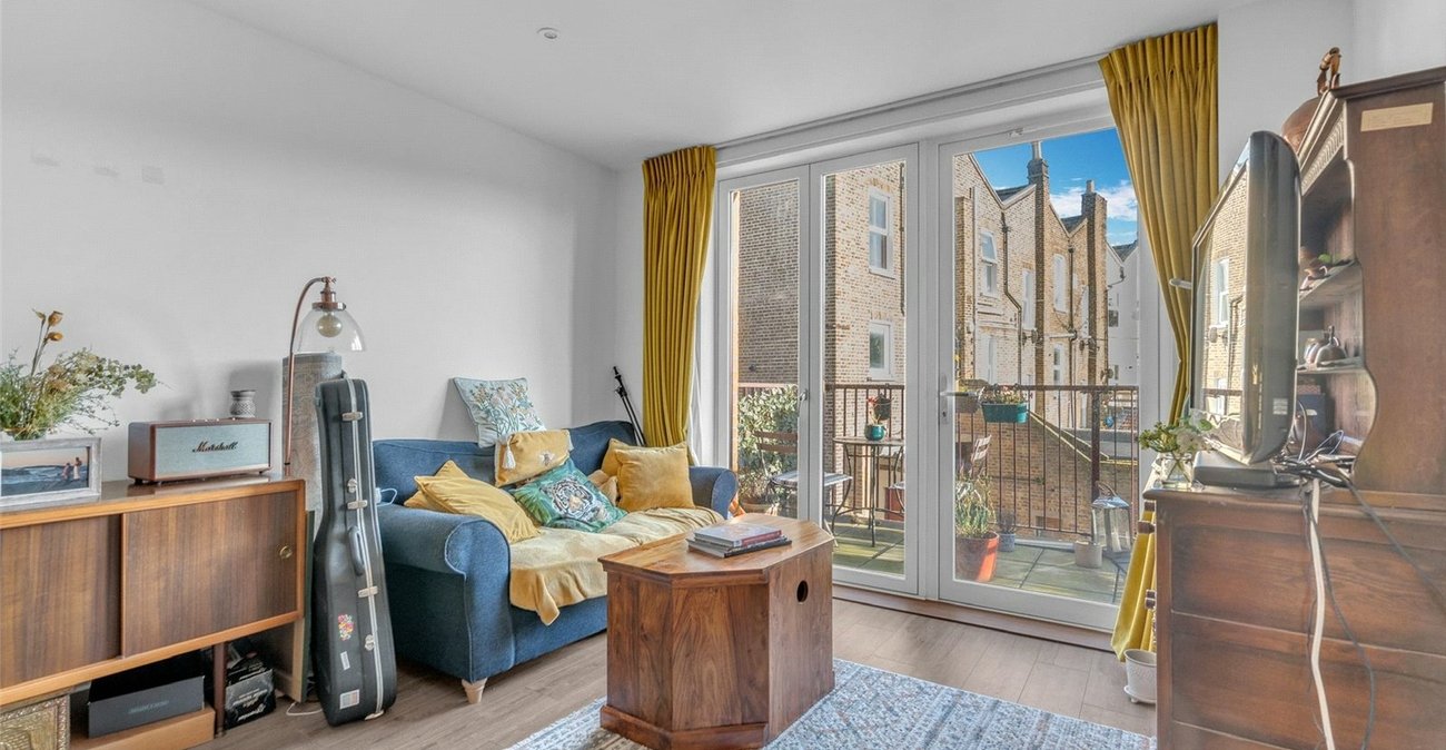 1 bedroom property for sale in London | Robinson Jackson