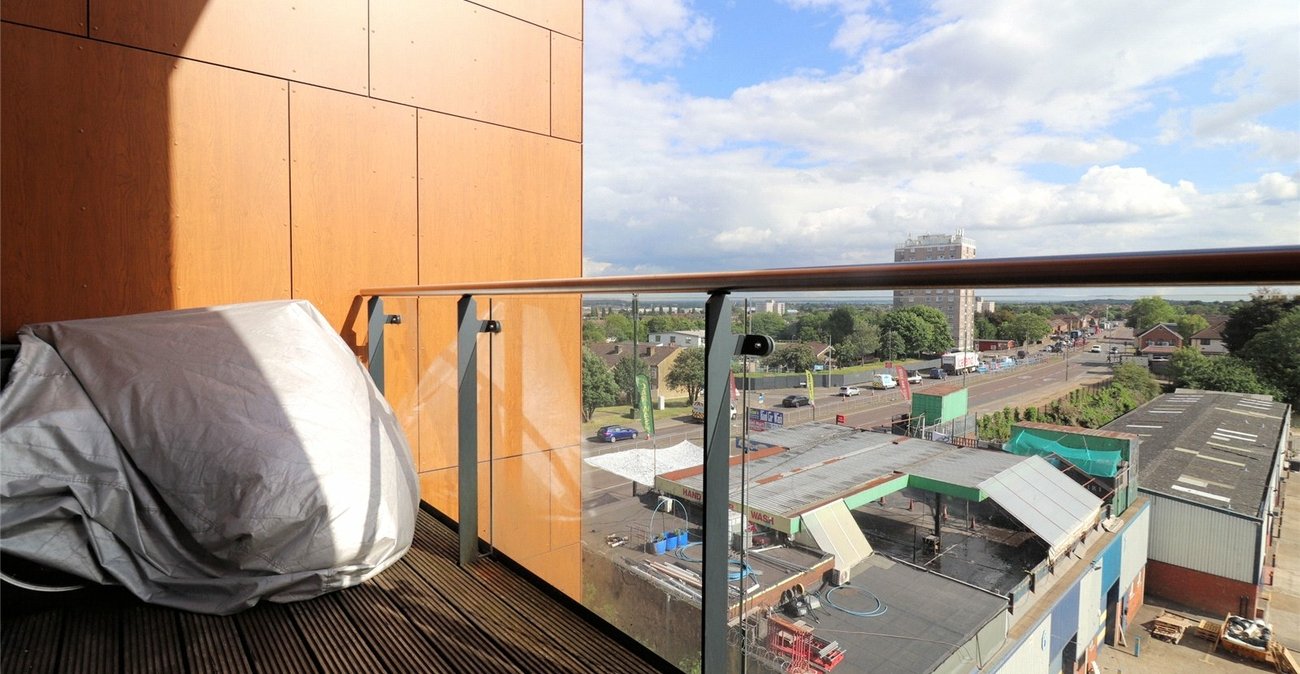 2 bedroom property for sale in Callender Road | Robinson Jackson